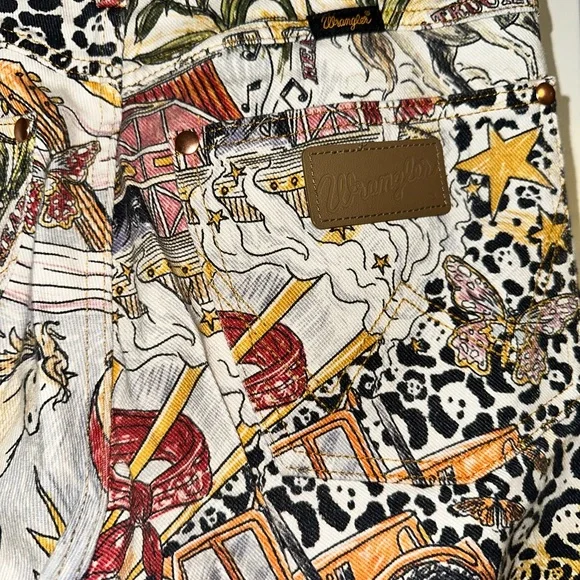 Life of Lainey … Lainey Wilson Wrangler jeans… size 26/32 - Picture 8 of 8